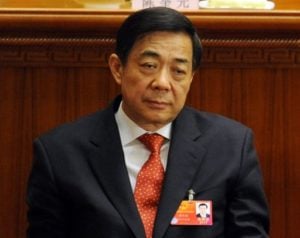 Partido Comunista expulsa Bo Xilai antes de Parlamento e convoca congresso interno