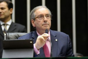 Câmara aprova urgência para votação das contas de ex-presidentes