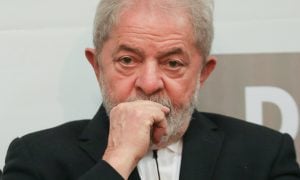Lula é condenado a 12 anos e 11 meses de prisão pelo caso Atibaia