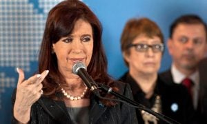 Cristina Kirchner anuncia candidatura a vice-presidente da Argentina