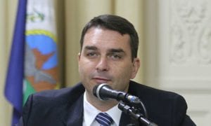 Caso Queiroz: TJ mantém quebra de sigilo bancário de Flávio Bolsonaro