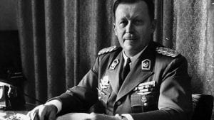 Quem foi Alfredo Stroessner, ditador homenageado por Bolsonaro?