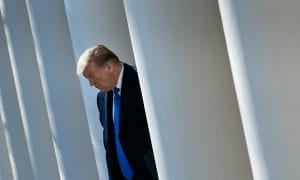 Trump denuncia investigação de impeachment como 'golpe'