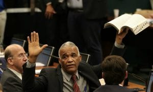 “Pra conversar com doido, só outro doido”, diz deputado sobre Bolsonaro