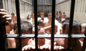 “Momento exige diminuição da população prisional”, defende advogada