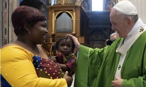 “Imigrantes são o símbolo de todos os excluídos”, diz papa Francisco