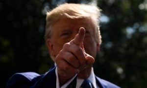 Donald Trump reage com fúria e destempero ao avanço do impeachment