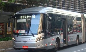 Motoristas de ônibus de SP anunciam greve a partir de quarta-feira