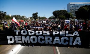 A democracia de verdade precisa da força das ruas