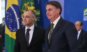 Bolsonaro reforça dúvidas sobre Mendonça no STF