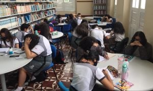 Sindicato aponta mais de 80 escolas com casos de Covid-19 em Manaus; secretaria nega