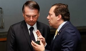 Deputada vai à PGE e pede a inelegibilidade de Bolsonaro por uso da Caixa na eleição de 2022