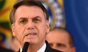 Bolsonaro parabeniza Trump por tentar “restaurar democracia na Venezuela”