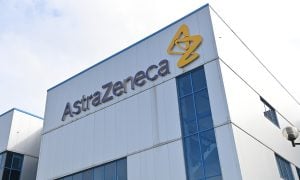 AstraZeneca anuncia retomada de testes clínicos da vacina de Oxford nos EUA