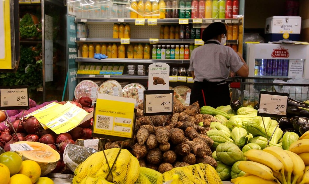 Preços até 55% mais baratos em supermercados no Dia Livre de Impostos
