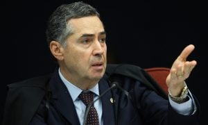 Barroso manda a Câmara prestar esclarecimentos sobre a PEC da Anistia