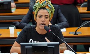 ‘Mesmo fim de Marielle’: MPF denuncia internauta por incitar crime contra deputada do PSOL