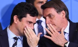 Bolsonaro diz que não interferiu na PF e trocou diretor por ‘falta de interlocução’