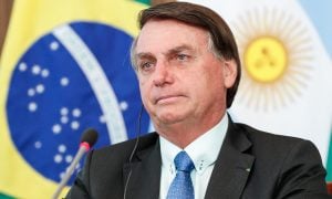 Bolsonaro cancela viagem à Argentina, após Mercosul suspender reunião presencial