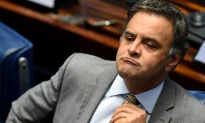 Aécio fez aliança com Centrão e tem conchavos com o governo Bolsonaro, diz tucano