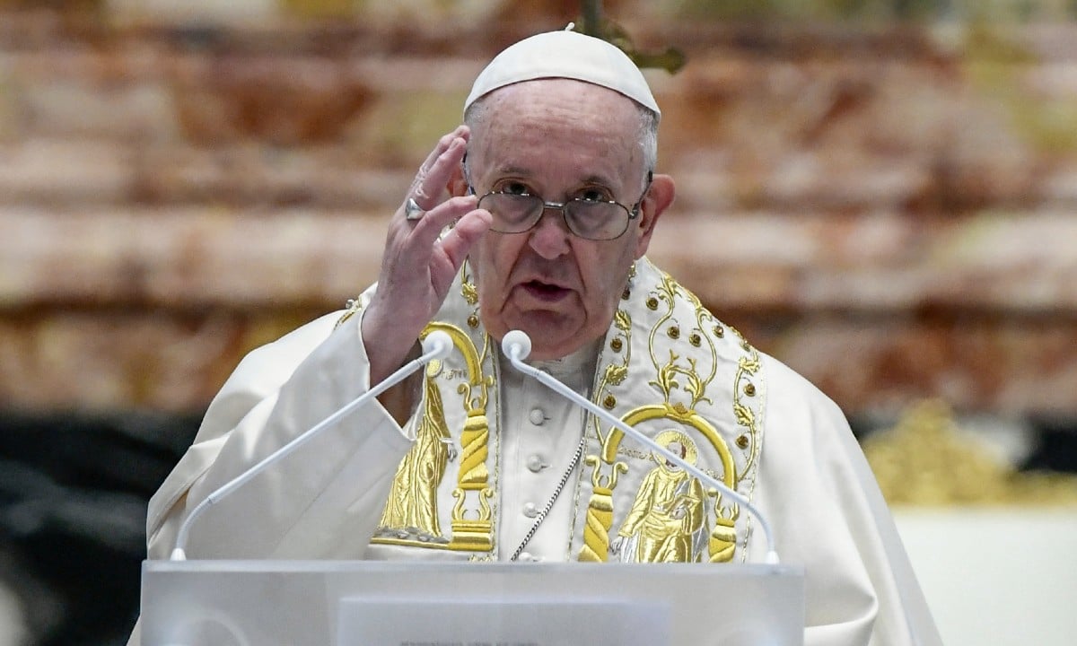 Papa pede que 'cessem os ataques' em Israel