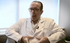 Cirurgia abriria espaço para novas obstruções, diz médico de Bolsonaro