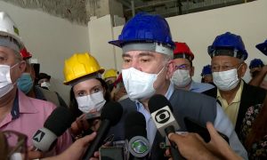 Damares defende veto de Bolsonaro: 'Tem que decidir se prioridade é vacina  ou absorvente' – CartaExpressa – CartaCapital