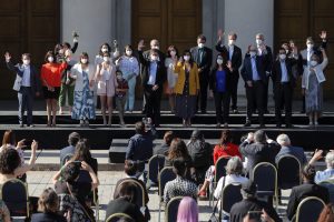 Mulheres são maioria na nova equipe ministerial do Chile