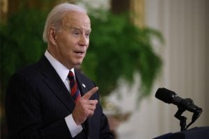 Biden diz que Otan 'responderá' se Rússia usar armas químicas na Ucrânia