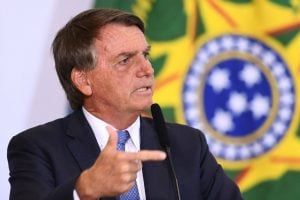 Bolsonaro anuncia convocação de 625 agentes aprovados para PF e PRF, menos que o prometido por ele