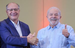 Diretório Nacional do PT aprova a indicação de Alckmin a vice de Lula