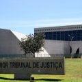 STJ decide que amigo de Robinho também deve cumprir pena no Brasil por estupro