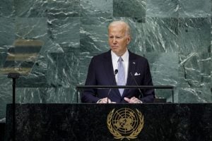 Putin quer 'destruir o direito da Ucrânia de existir', denuncia Biden na ONU