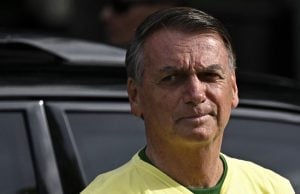 Bolsonaro aproveita a morte de Bento 16 para criticar a esquerda católica