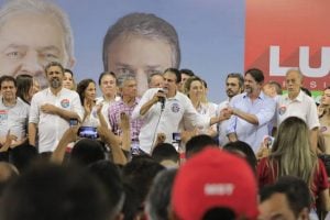 Cid diz que não vai sossegar até cada filiado do PDT participar da campanha de Lula