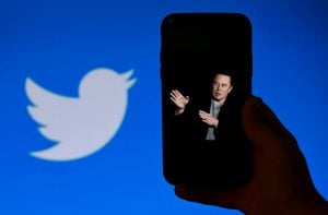 Comissário da União Europeia ameaça “desligar” Twitter no bloco
