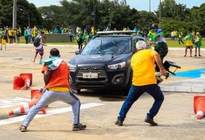 PF prende um dos líderes do acampamento bolsonarista em Brasília