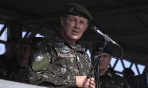 'Erramos', diz comandante do Exército sobre post de Villas Bôas em 2018