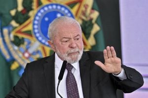 Lula aposta em retomada de obras paradas para impulsionar economia