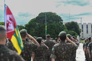 Exército e Força Aérea Brasileira pedem desfiliação partidária de militares na ativa