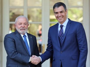 O que Lula deve discutir com o presidente espanhol Pedro Sánchez em Brasília