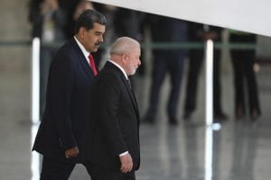 Lula conversa com Maduro sobre eleição na Venezuela e dívida com o Brasil