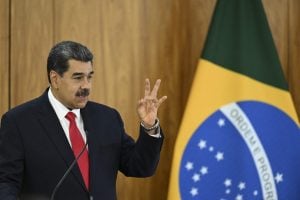 Maduro relativiza críticas e diz que reunião promovida por Lula inaugura nova etapa na América do Sul