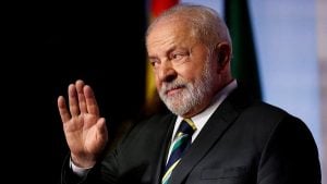 Lula vê com “preocupação” a extradição de Assange, fundador do WikiLeaks