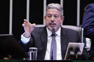 Lira manda recado a Lula sobre o ‘protagonismo’ do Congresso após o arcabouço fiscal