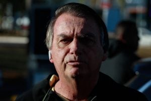 'Sei dos riscos que corro em solo brasileiro', diz Bolsonaro em Goiás