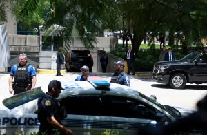 Trump se apresenta à Justiça em Miami para se tornar réu por documentos sigilosos