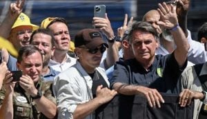 Bolsonaro tentou esconder alvos da PF no Alvorada, acusa Cid em delação