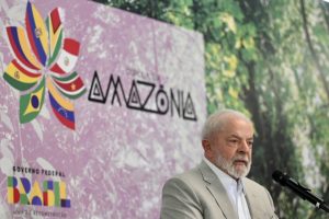 Lula volta a cobrar países ricos por financiamento em defesa da Amazônia