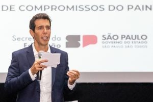 Especialistas criticam projeto de São Paulo para usar IA nas aulas da rede pública